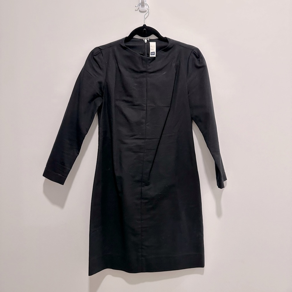 Gap, black dress, size 6, good condition